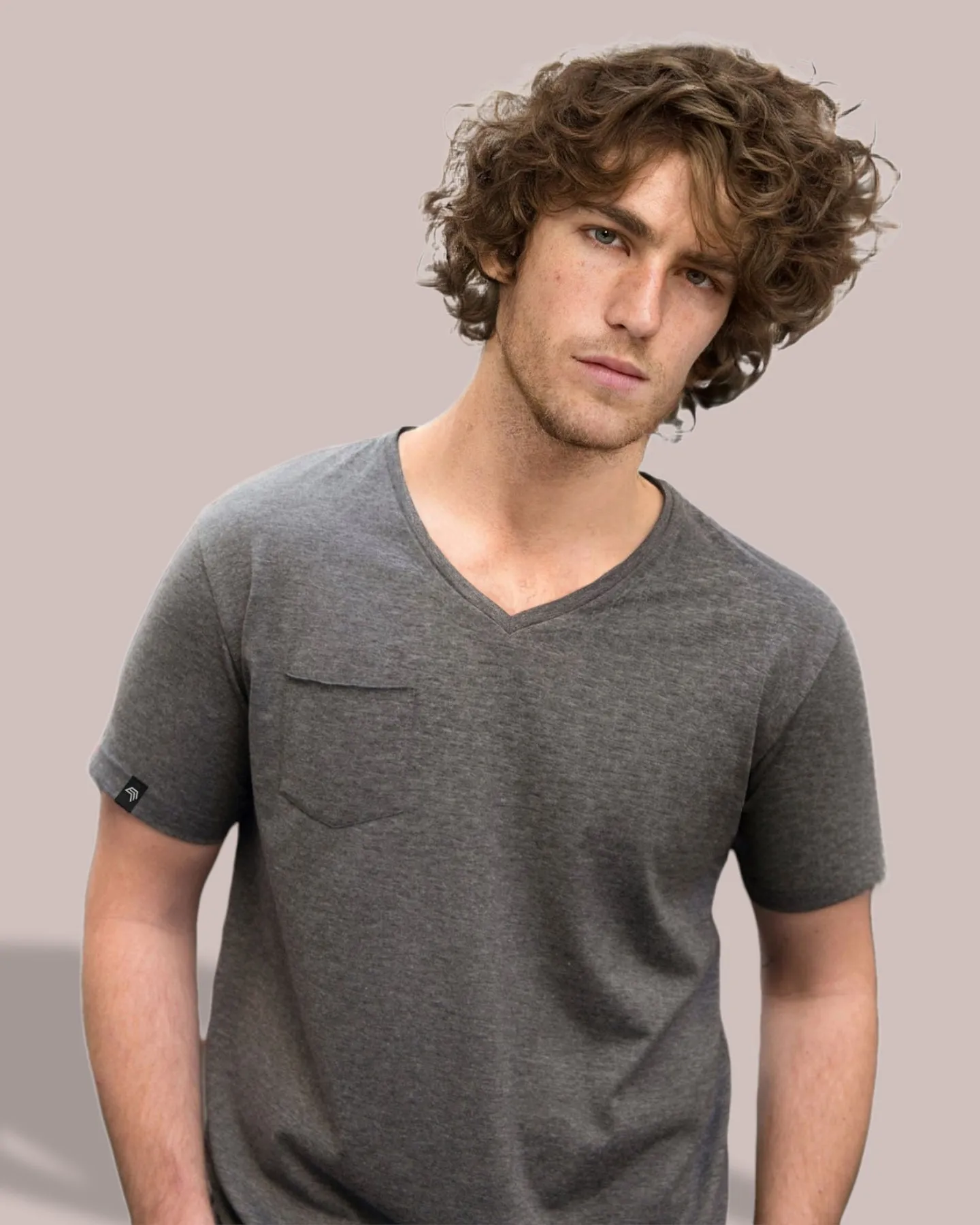 ― % ― JAN 8004 ― Bio-Baumwolle V-Neck T-Shirt mit Brusttasche - Weiß [M]